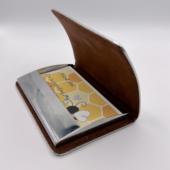 Card Holder-Excellent Condition-Silver w/brown velvet interior-magnetic closure - Picture 4 of 4